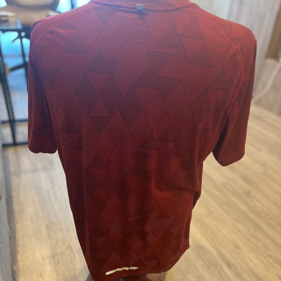 Nike Dri-Fit Training Short Sleeve Shirt red - Picture 2 of 7